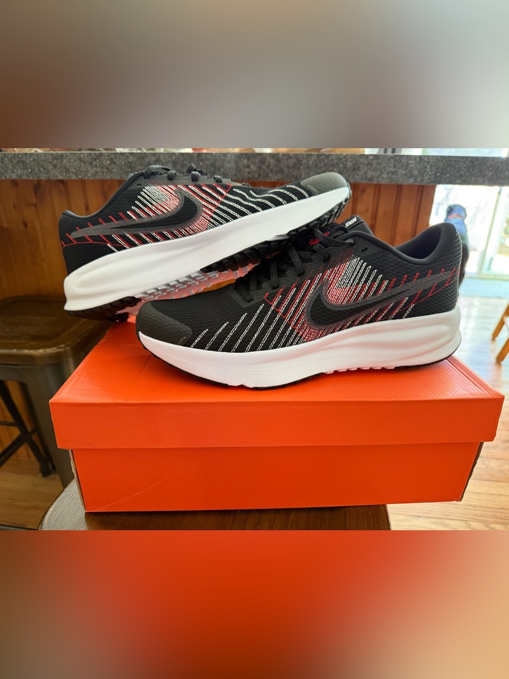 Nike Black, Red & White Men's Running Sneakers